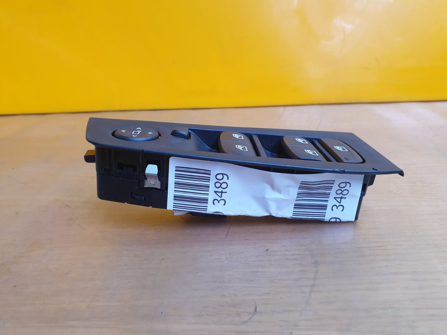 ✅2023 BMW 1 SERIES F40 SPORT 1.5D RIGHT DRIVER SIDE WINDOW CONTROL PANEL A119
