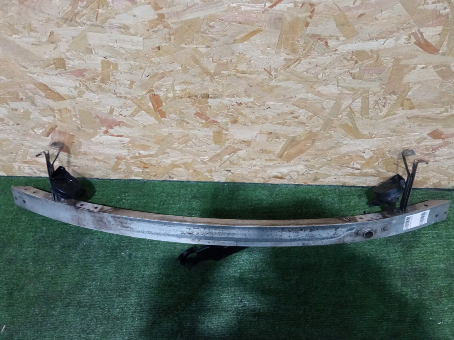 ✅MERCEDES W212 E2202.1 DIESEL 2013 FRONT BUMPER REINFORCEMENT CRACH BAR A109