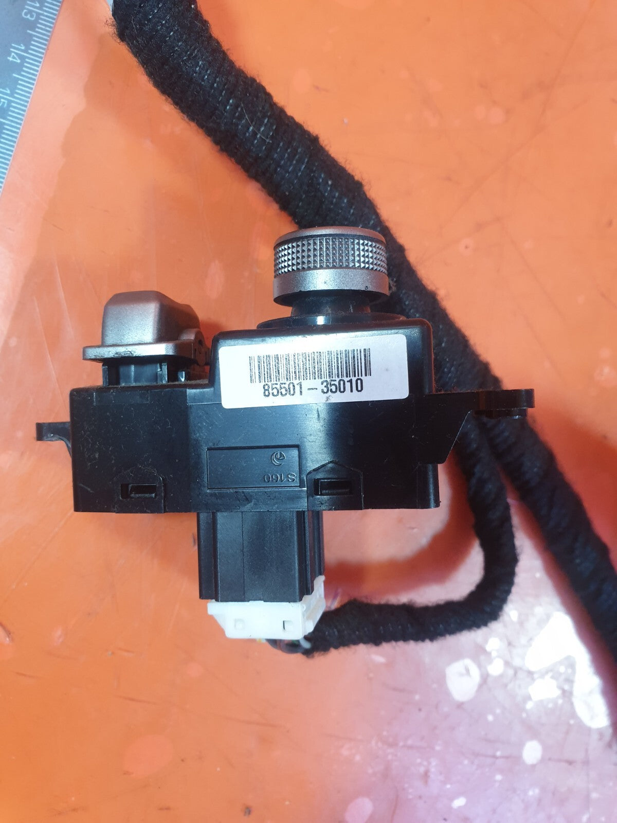 2017 SSANGYONG TIVOLI EX 1.6D FRONT RIGHT WINDOW SWITCH 8581235000 WARRANTY A230