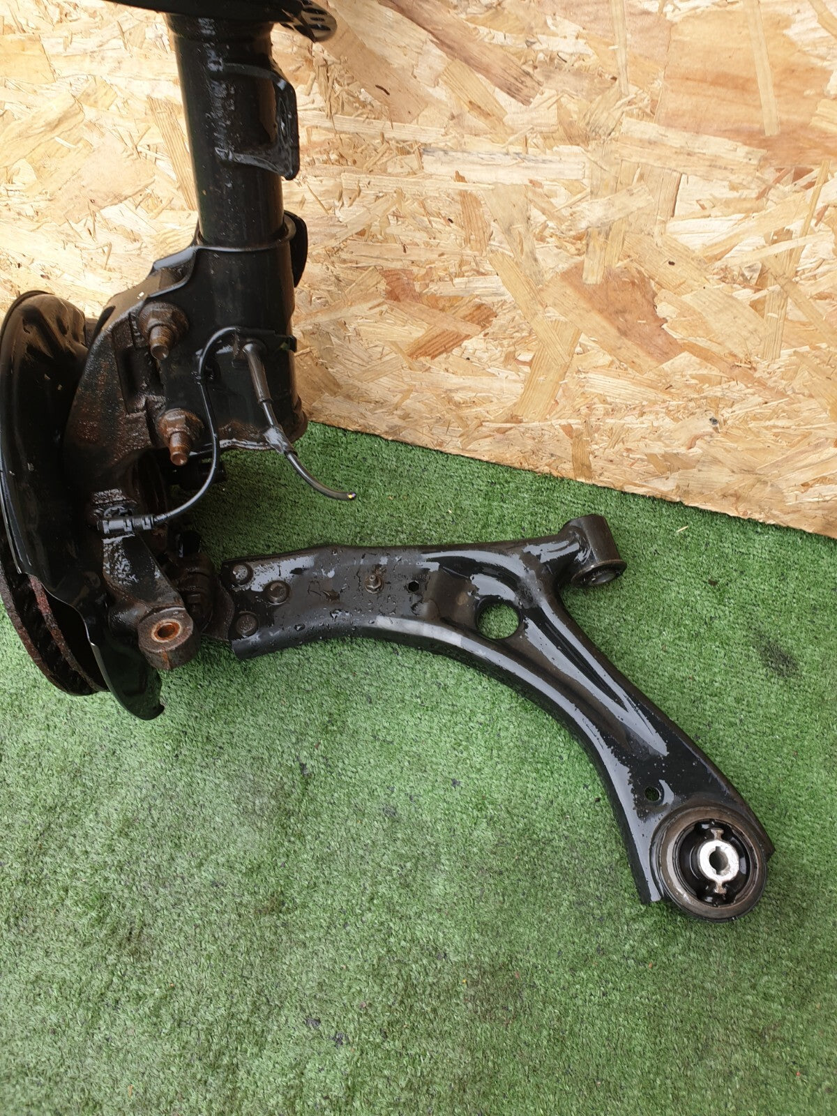 ✅2018 FORD FOCUS MK4 1.0P FRONT LEFT SUSPENSION HUB LEG JX6118K001EKF + WARRANTY