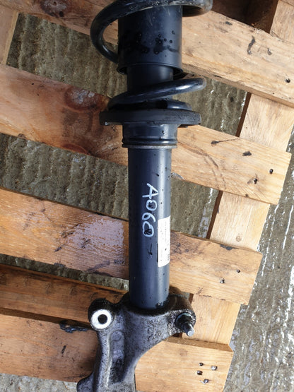✅2018 AUDI A4 B9 2.0D FRONT RIGHT SUSPENSION SHOCK ABSORBER 8W0413031BA A060