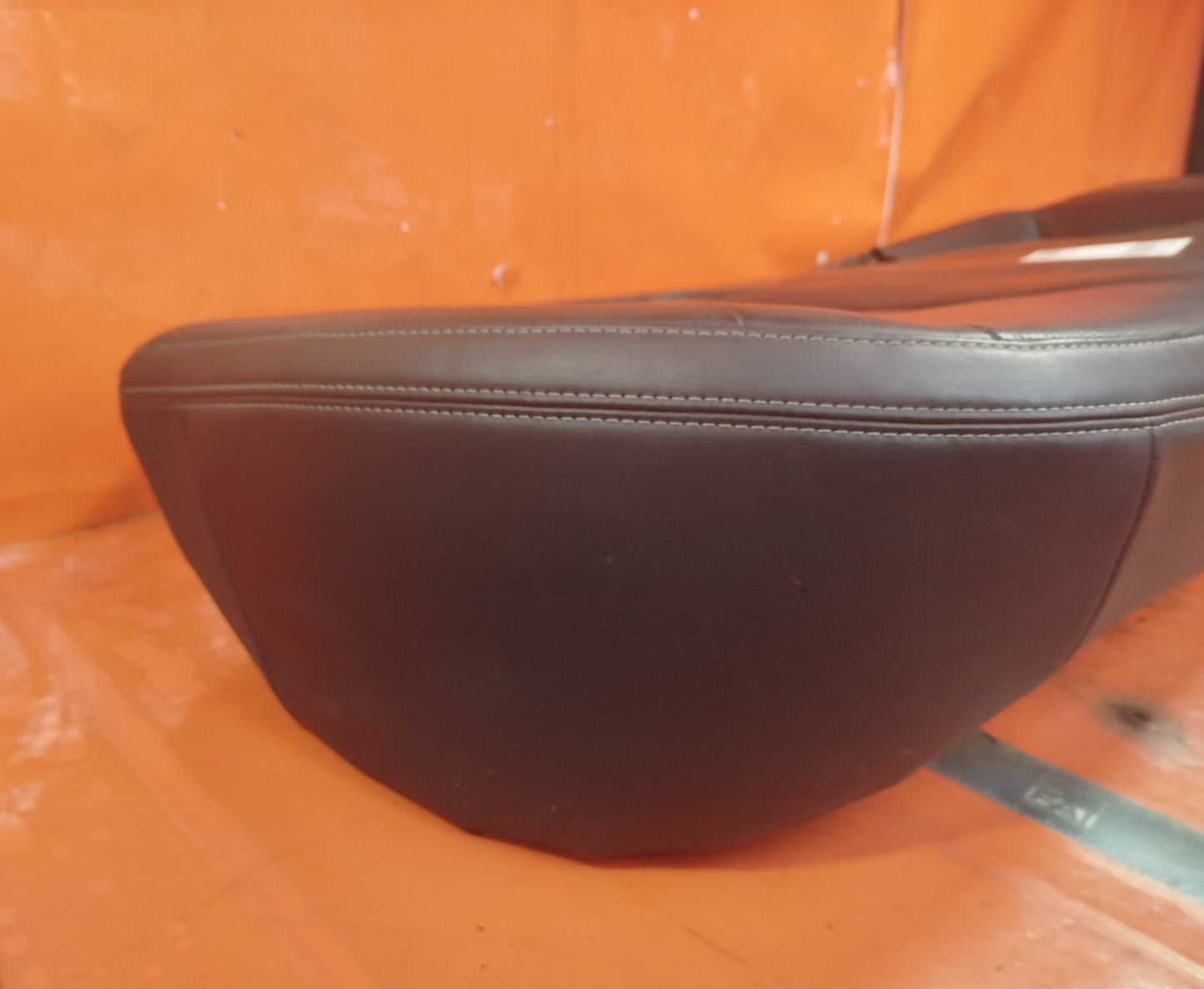 ✅Ssangyong Tivoli Ex 1.6 Diesel 2017 REAR LEATHER SEAT BASE Warranty A230