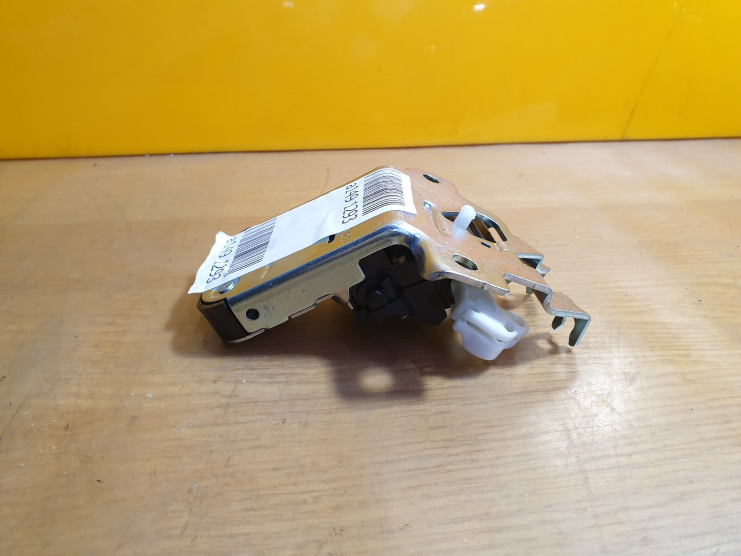 ✅AUDI A3 S LINE 1.4 PETROL 2021 TAILGATE BOOT LOCK MECHANISM 8W9827505C Warranty