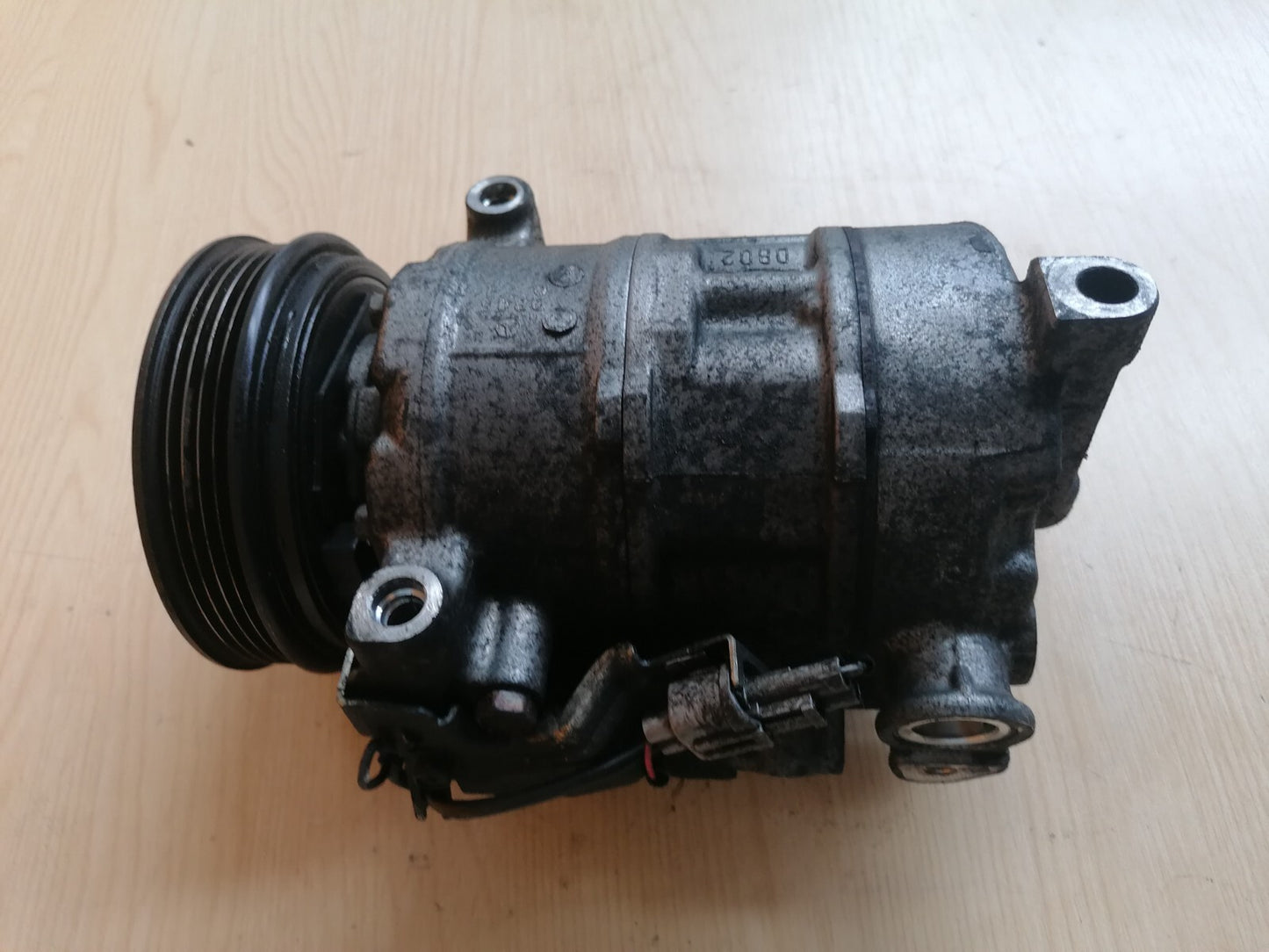 MERCEDES A200 W176 2.1 DIESEL 2015 AIR CON PUMP COMPRESSOR A0038304460 A047