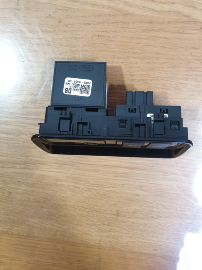 ✅JAGUAR F-PACE X761 2017 TAILGATE OPEN LANE ASSIST CONTROL SWITCH PANEL A196