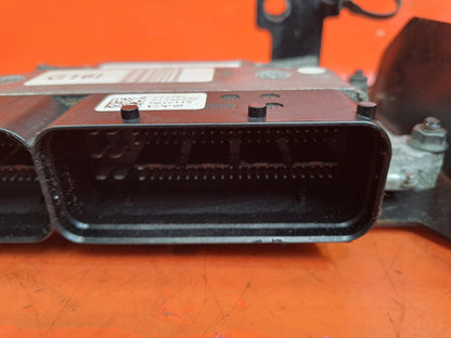 ✅SSANGYONG TIVOLI EX 1.6 PETROL 2015 ENGINE CONTROL MODULE ECU 1735400232 A221