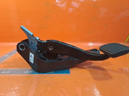 TESLA Model 3 Long 2024 BRAKE PEDAL ASSEMBLY 1044692-00-E Warranty A207