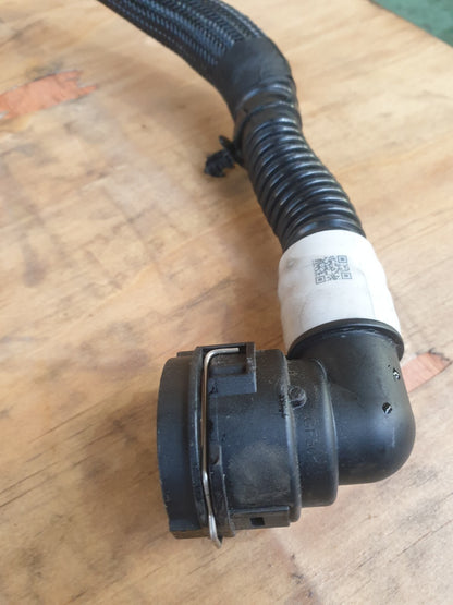 TESLA Model 3 Long 2024 Coolant Hose Pipe 1077585-00-F 1077595-00-E Warranty