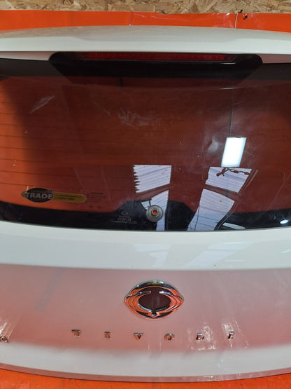 ✅SSANGYONG TIVOLI Elx 1.6 DIESEL 2016 TAILGATE BARE WHITE 82740-35064 Warranty