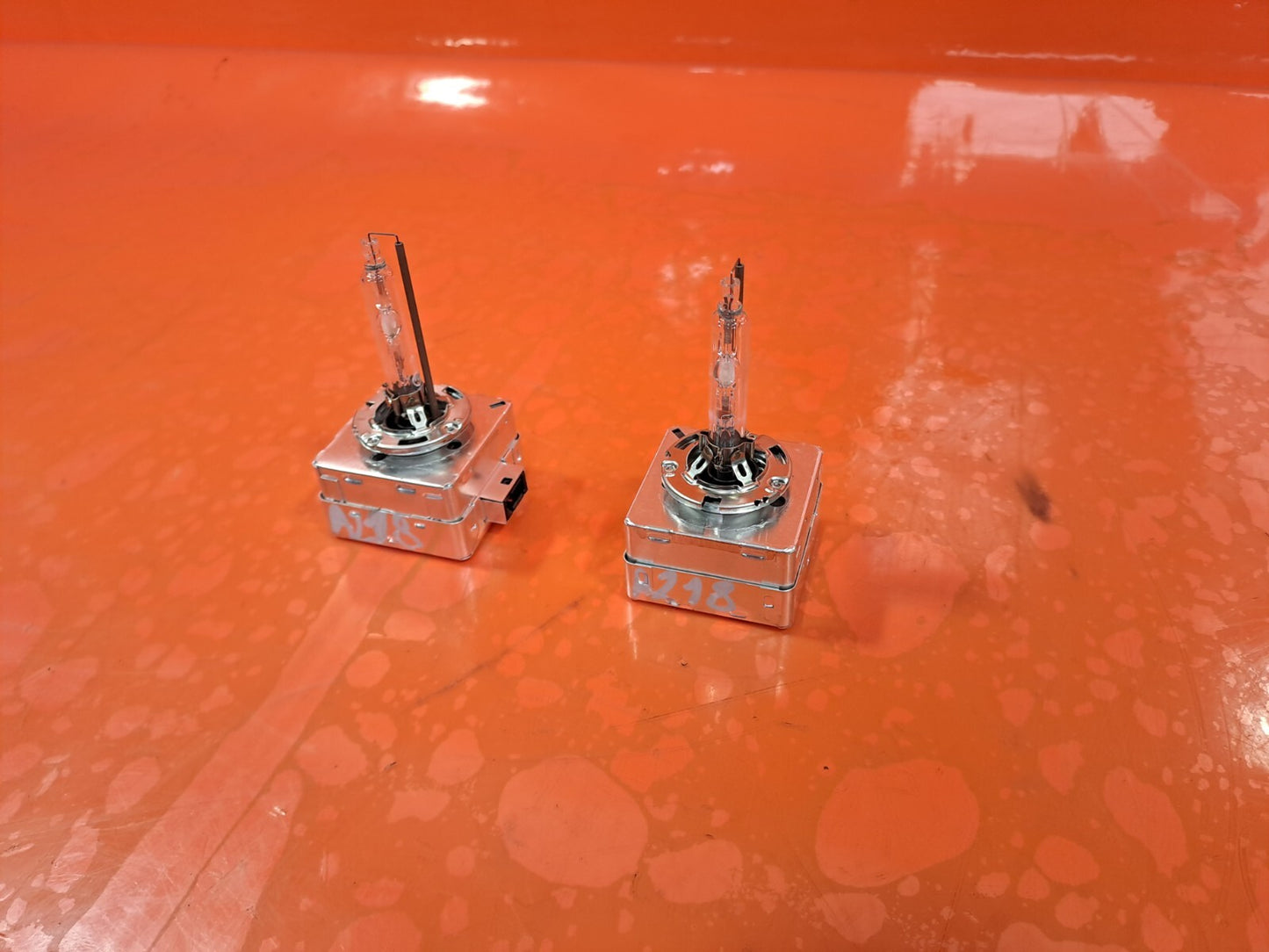 AUDI A5 CABRIO S LINE 2.0 DIESEL 2012 XENON BULB PAIR 9285335244 Warranty A218