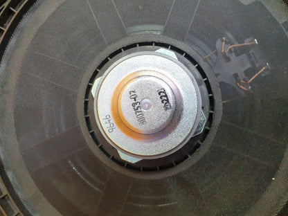 ✅2023 BMW 1 SERIES F40 SPORT 1.5D RIGHT SIDE SUBWOOFER SPEAKER 7927998 A119