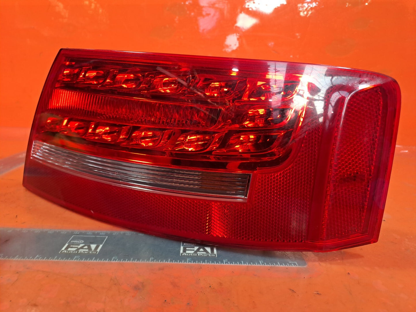 ✅AUDI A5 S LINE CABRIO 2.0 PETROL 2009 REAR RIGHT OUTER TAIL LIGHT 8T0945096B