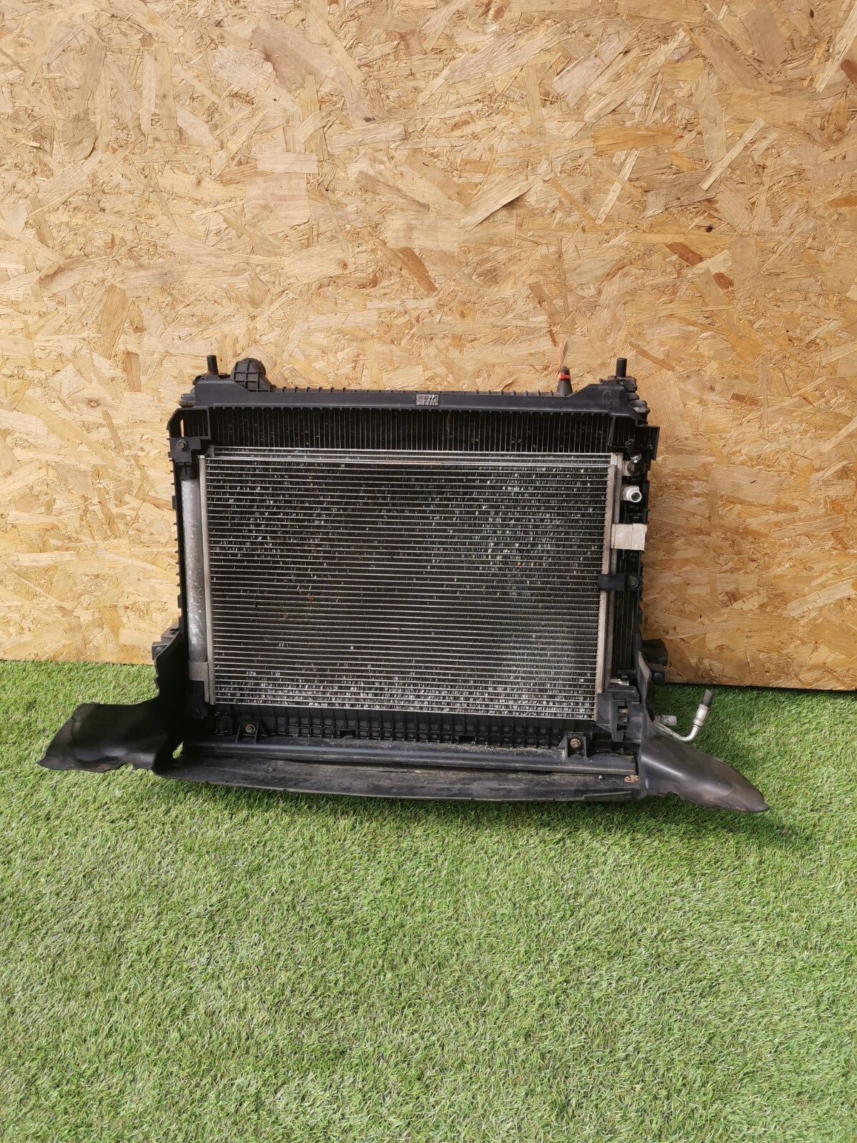 JAGUAR F-PACE X761 3.0 PETROL 2017 RADIATOR RAD PACK HK838005AB HK838C607AE A196