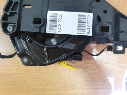 AUDI A5 CABRIO S LINE 2.0 DIESEL 2012 CONVERTIBLE TOP HINGES ASSEMBLY PAIR A218