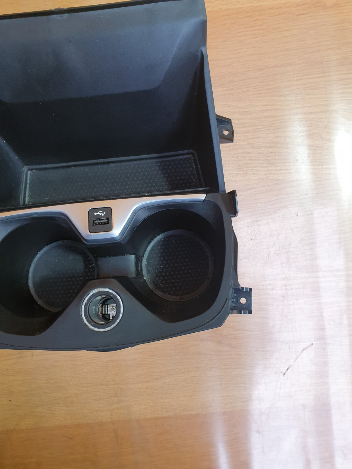 ✅2023 BMW 1 SERIES SPORT 1.5D CENTRE CONSOLE CUP HOLDER 5A37574 + WARRANTY A119
