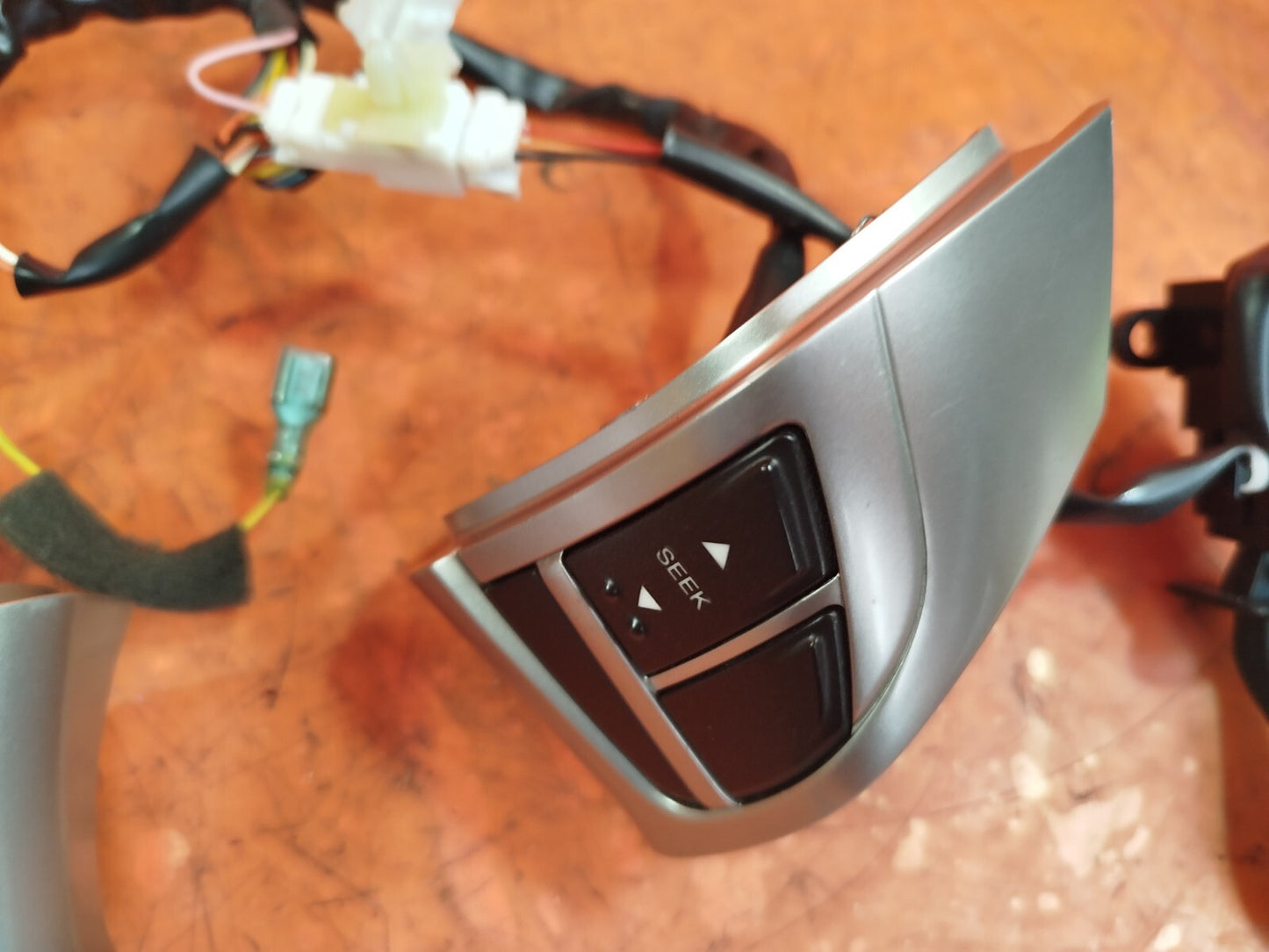 ✅SSANGYONG KORANDO STEERING WHEEL CONTROLS 200008346 + WARRANTY xAA