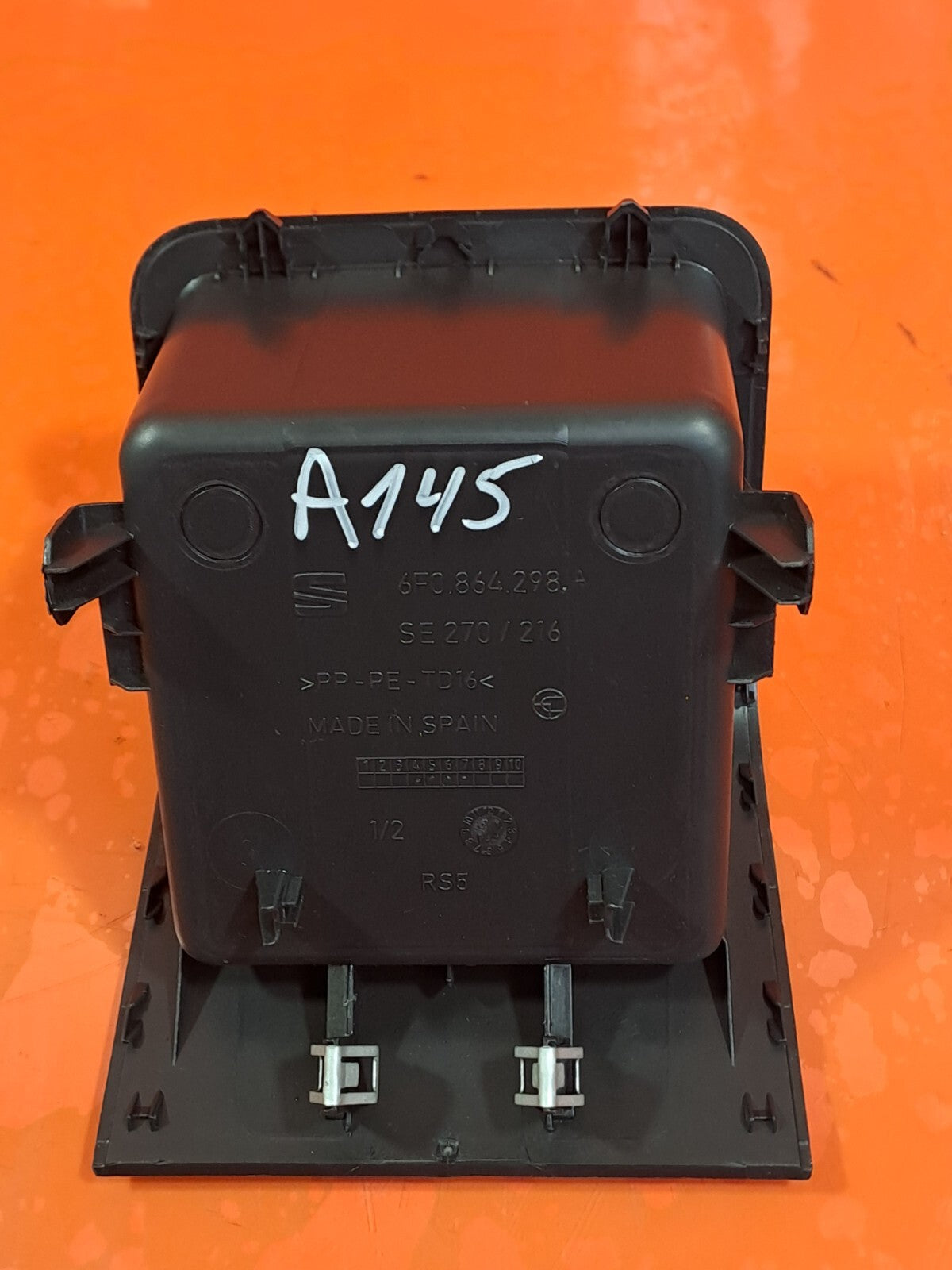✅SEAT ARONA FR 1.0 PETROL 2023 CENTRE CONSOLE TRAY TRIM 6F0864298A Warranty A145
