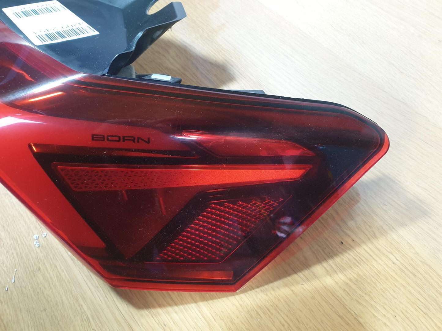 CUPRA BORN V2 Ev 2023 REAR RIGHT TAIL LIGHT 10E945096A Warranty A209