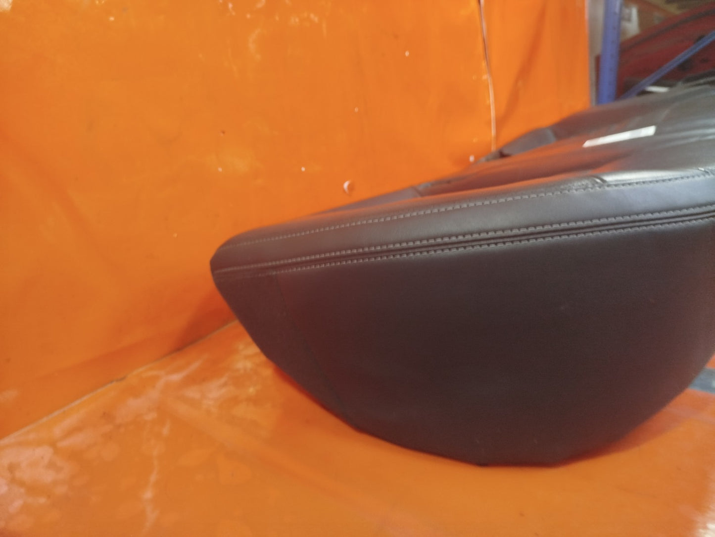 ✅Ssangyong Tivoli Ex 1.6 Diesel 2017 REAR LEATHER SEAT BASE Warranty A230