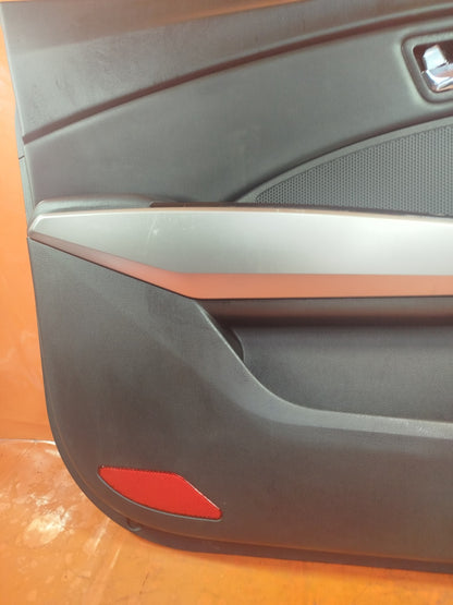 ✅Ssangyong Tivoli Ex 1.6 Diesel 2017 FRONT LEFT DOOR CARD Warranty A230