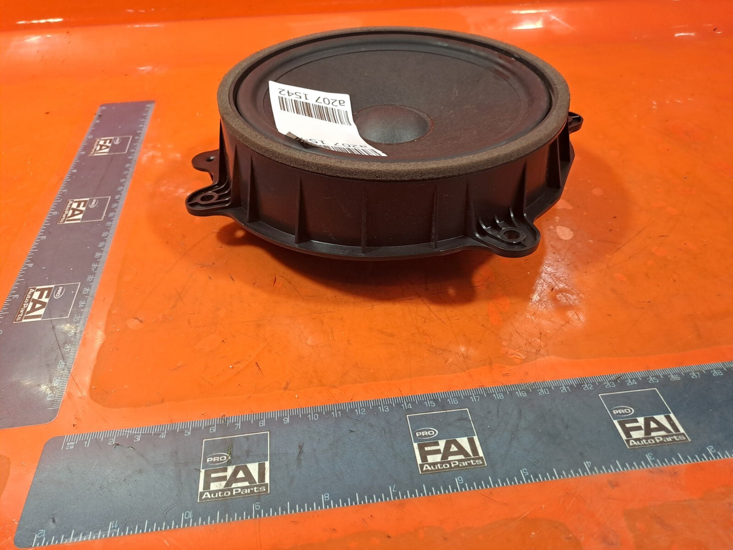 2024 TESLA MODEL 3 LONG FRONT DOOR SPEAKER 1079744-00-F + WARRANTY A207
