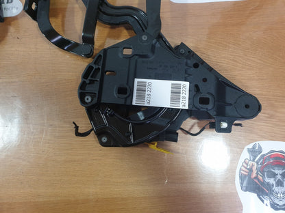 AUDI A5 CABRIO S LINE 2.0 DIESEL 2012 CONVERTIBLE TOP HINGES ASSEMBLY PAIR A218