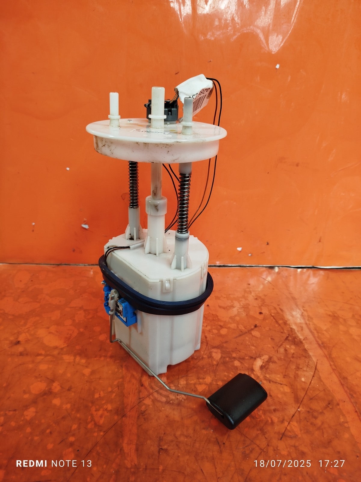 ✅SSANGYONG RODIUS TURISMO 2.2 DIESEL 2017 FUEL TANK SENDER UNIT 700-20-125 A286