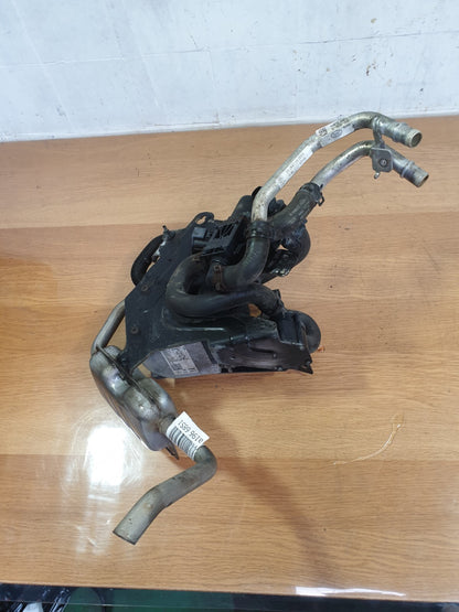 ✅JAGUAR F-PACE X761 3.0 PETROL 2017 WEBASTO WATER PREHEATER PUMP HK8318K463BB