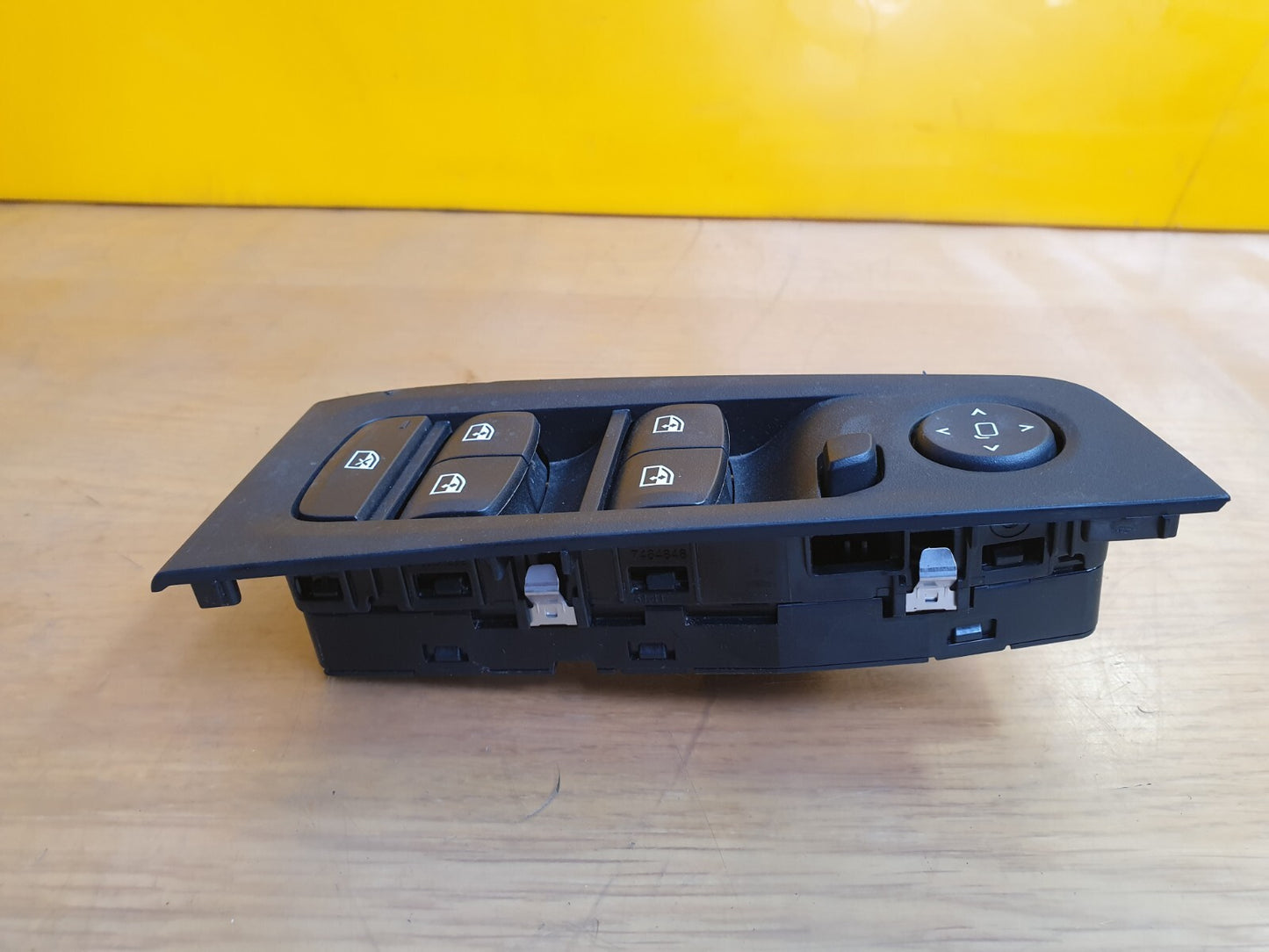 ✅2023 BMW 1 SERIES F40 SPORT 1.5D RIGHT DRIVER SIDE WINDOW CONTROL PANEL A119