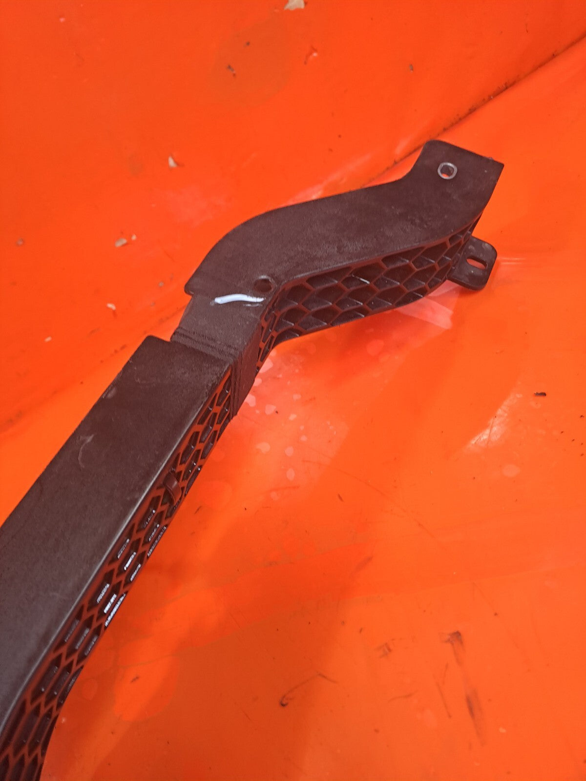 ✅TESLA MODEL 3 2022 FRONT BRACKET 1571377-00-B Warranty A241