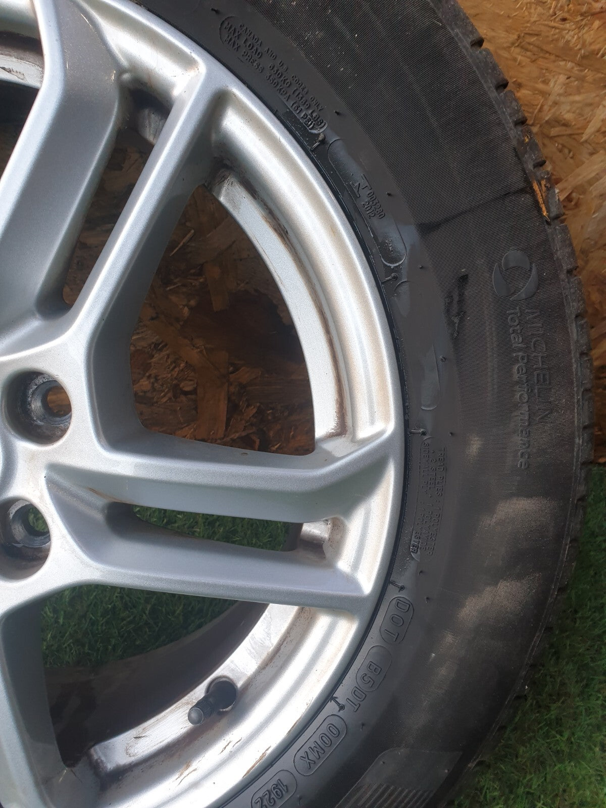 ✅FORD FOCUS 1.5 DIESEL 2018 ALLOY WHEEL WITH TYRE 195/65 R16 Warranty A242