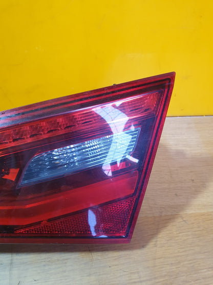 ✅AUDI A3 E-TRON 1.4 PETROL 2015 REAR RIGHT INNER TAIL LIGHT 8V4945094A Warranty