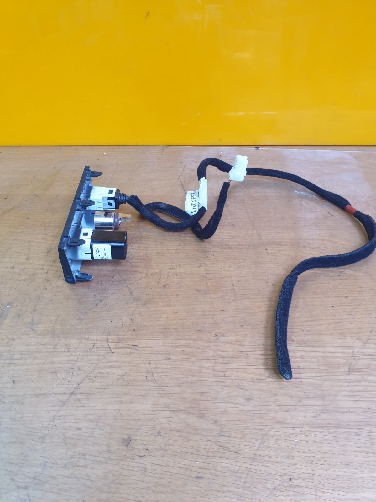 2023 HYUNDAI I20 MK3 N LINE 1.0P AUX USB PORT CHARGE SOCKET UNIT 96125Q0120 A189