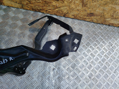 ✅MERCEDES C250 W204 2.1 DIESEL 2011 FRONT RIGHT HEADLIGHT BRACKET A2046201091