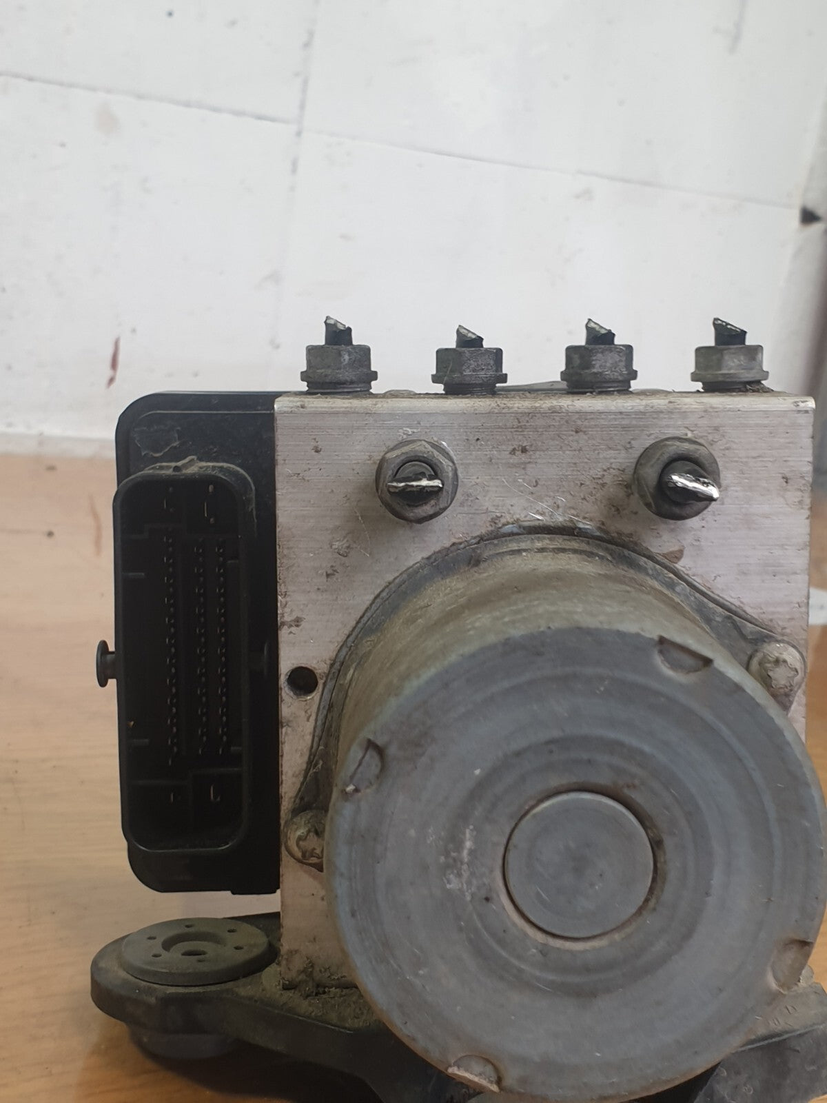 2019 SEAT ARONA FR 1.0P ABS PUMP CONTROL MODULE UNIT 2Q0614517AG + WARRANTY A217