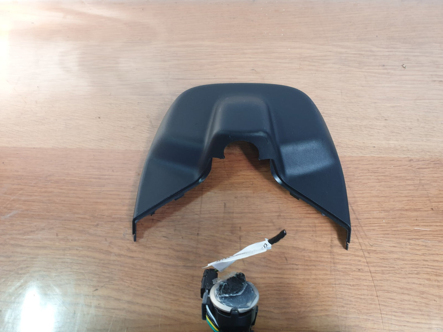 FORD FOCUS ACTIVE X 1.0 PETROL 2021 REAR VIEW MIRROR & SURROUND TRIM Warranty