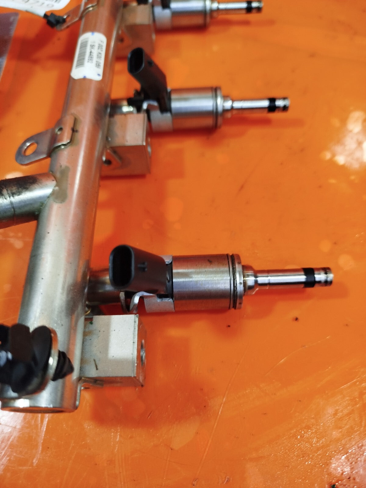 ✅2020 FORD FOCUS MK4 2.3P INJECTION FUEL RAIL K2GE-9F797-BA + WARRANTY A264