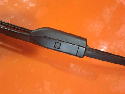 2024 TESLA MODEL 3 LONG FRONT LEFT WINDSCREEN WIPER ARM + WARRANTY A207