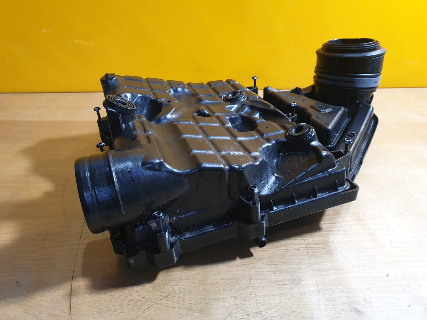 ✅2019 AUDI A1 SPORTBACK 1.0P AIR FILTER BOX 04C129620A + WARRANTY A130