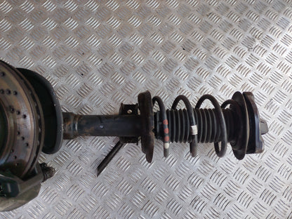 ✅MERCEDES C250 W204 2.1 DIESEL 2011 FRONT LEFT SUSPENSION LEG HUB A2043202866