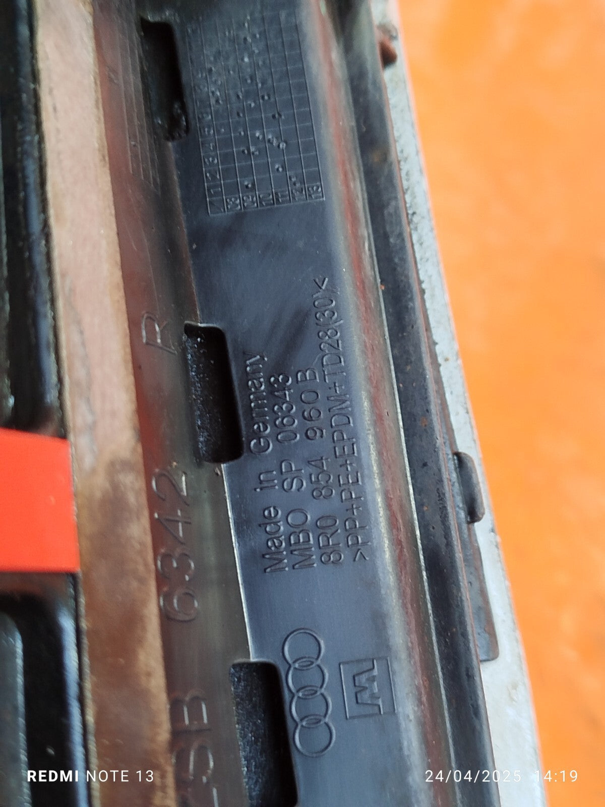 ✅Audi Q5 S Line 2.0 Petrol 2012 FRONT RIGHT FENDER LOWER MOLDING 8R0854960B A276