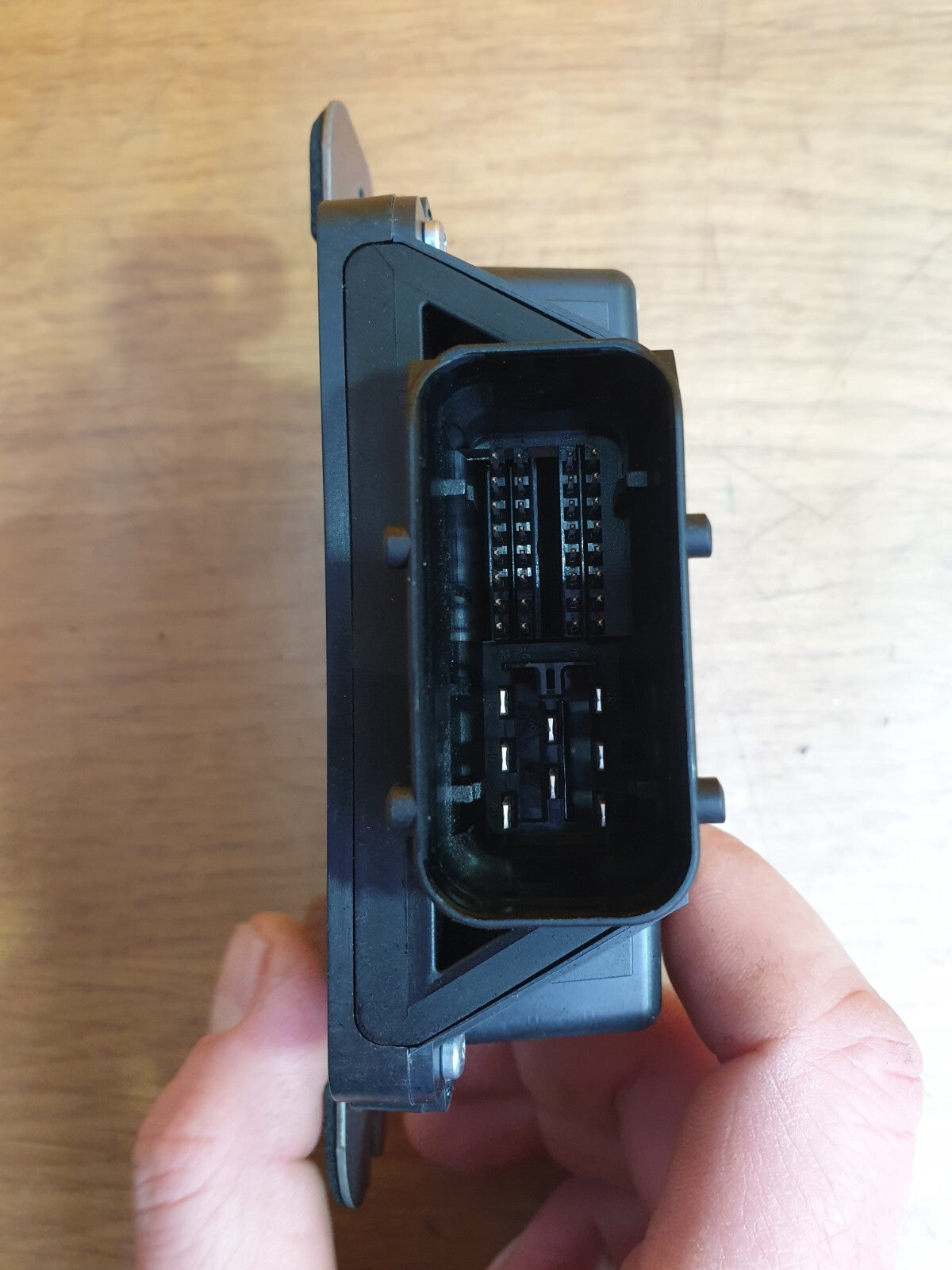 ✅2016 KIA NIRO 2 EV S-A 1.6P ELECTRONIC PARKING BRAKE CONTROL MODULE 59790-G5500