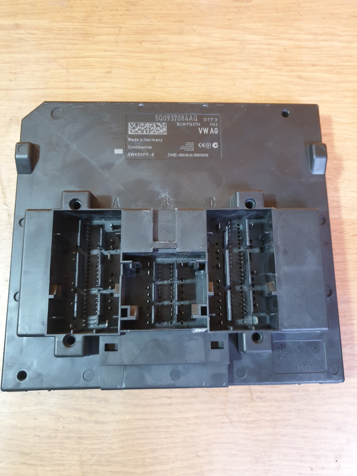 ✅AUDI A3 E-TRON 1.4 PETROL 2015 BCM BODY CONTROL MODULE ECU 5Q0937084AQ Warranty