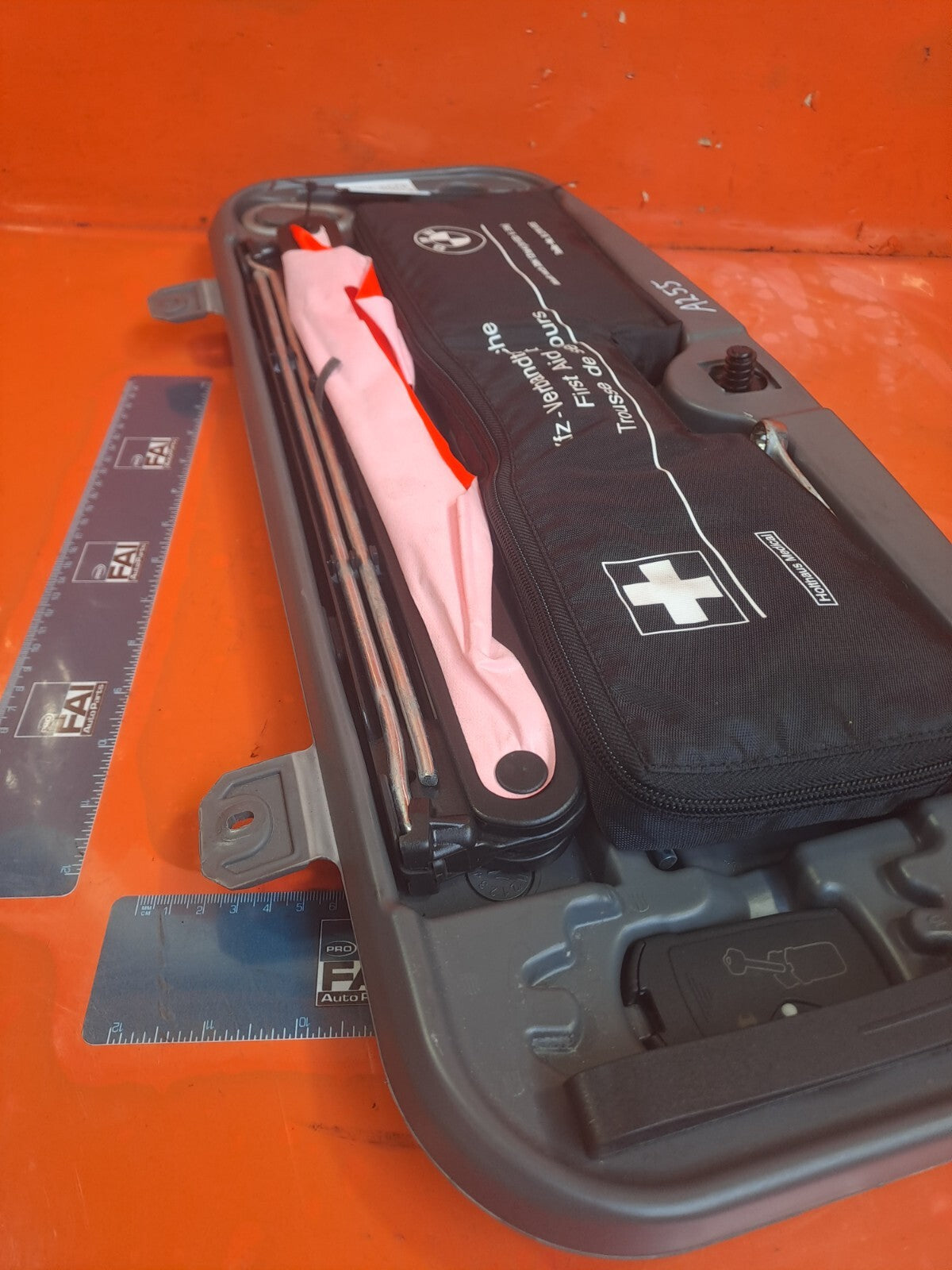 ✅BMW 730Ld Se E66 3.0 DIESEL 2008 SPARE WHEEL TOOL KIT SET 7506960 Warranty A255
