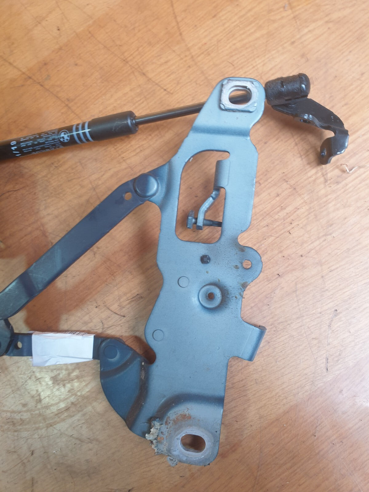 ✅2014 BMW 5 SERIES F11 4.4P FRONT RIGHT BONNET HINGE 7249888 7309117 + WARRANTY