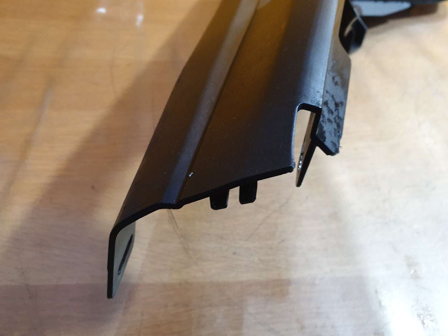 ✅YAMAHA YZF R125 PETROL 2020 LEFT SIDE UNDER SEAT COVER FAIRING B5GF171100 A124