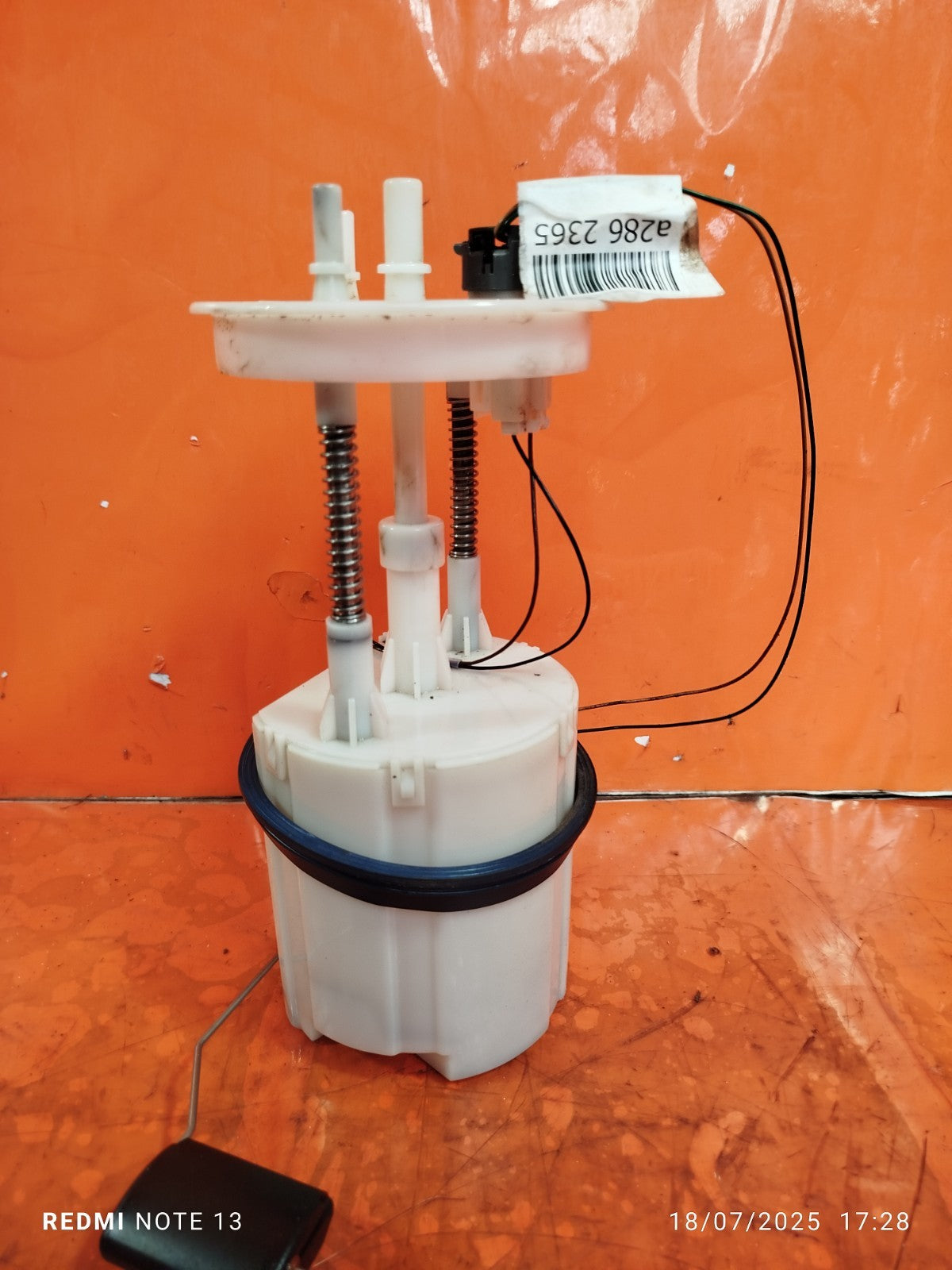 ✅SSANGYONG RODIUS TURISMO 2.2 DIESEL 2017 FUEL TANK SENDER UNIT 700-20-125 A286