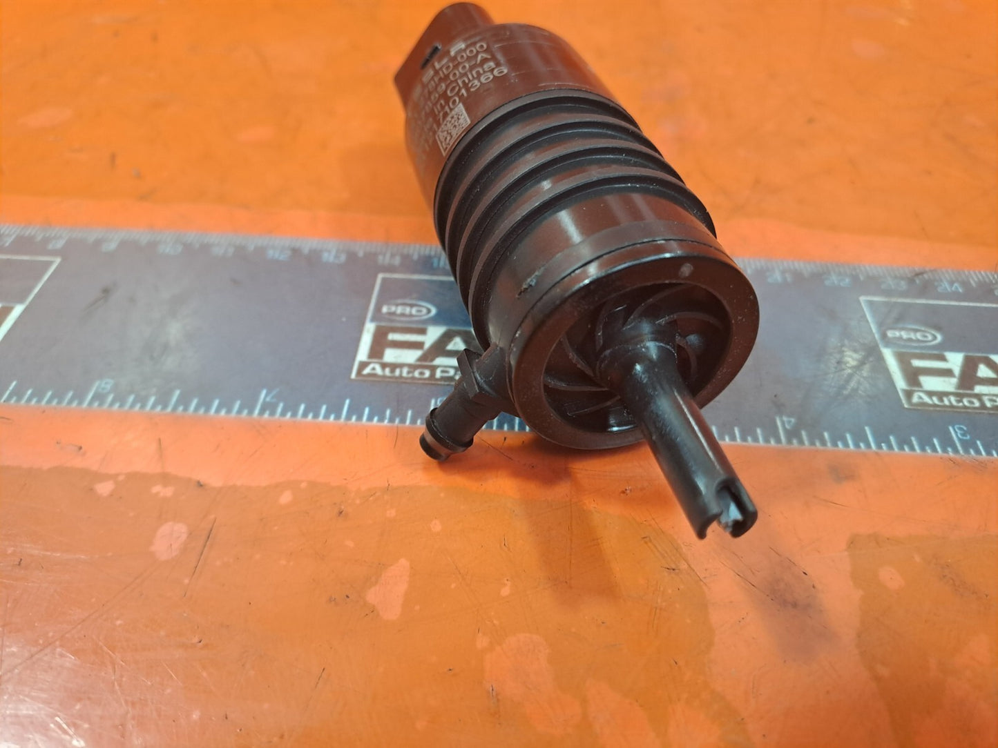 2024 TESLA MODEL 3 LONG WASHER PUMP MOTOR 1807859-00-A + WARRANTY A207