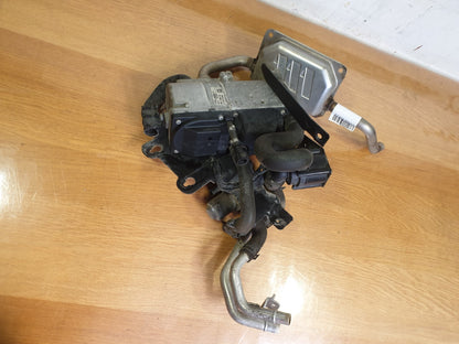 ✅JAGUAR F-PACE X761 3.0 PETROL 2017 WEBASTO WATER PREHEATER PUMP HK8318K463BB