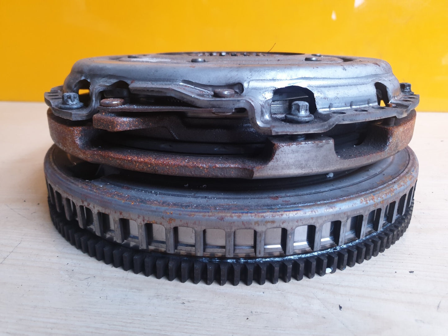 MERCEDES A-CLASS W177 1.3 PETROL 2019-2023 FLYWHEEL CLUTCH A2472500000 X00
